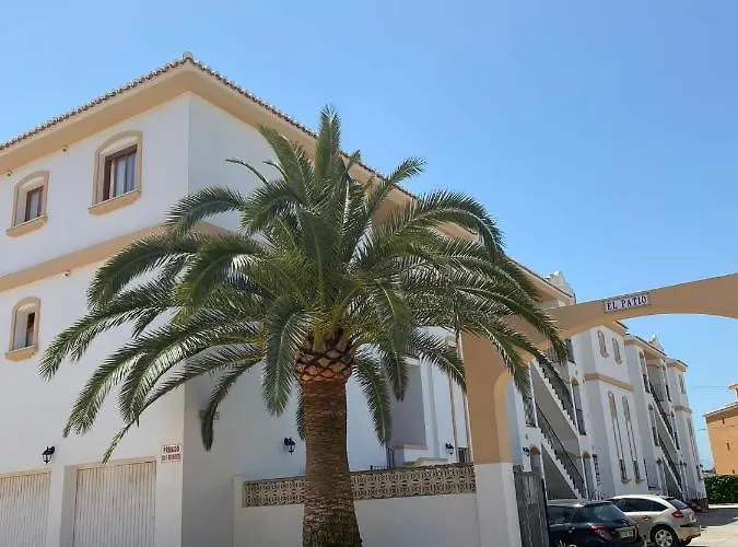 Apartamento Urbanización El Patio Bloque 2 *